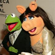Miss Piggy and Kermit