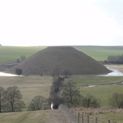 Silbury Hill, England 2400 - 2300 BC