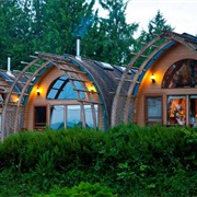 Mineral Springs Resort, Canada