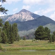 Hike to Top of Hahn's Peak, Co