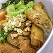Bún Thịt Nướng Chả Giò