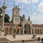 Piazza Della Libertà, Udine