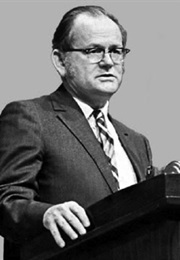 Tragedy of the Commons (Garrett James Hardin)