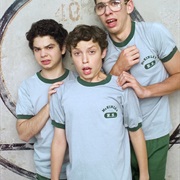 Bill Haverchuck, Neal Schweiber & Sam Weir in Freaks and Geeks