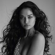 Shanina Shaik