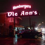 Dic Anns Drive In