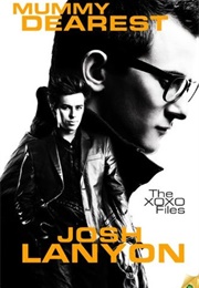 Mummy Dearest (The XOXO Files #1) (Josh Lanyon)