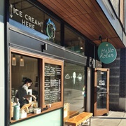 Hello Robin (Seattle, Washington)