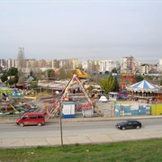 Luna Park Tirana