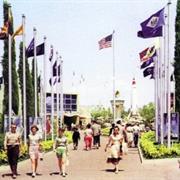 Avenue of the Flags (1956-1966)