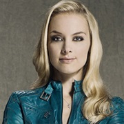 Rachel Skarsten