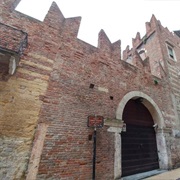 Romeo's Home, Verona