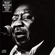 Muddy "Mississippi" Waters Live (Legacy Edition)