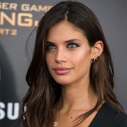 Sara Sampaio