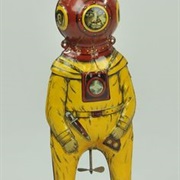 Wind Up Deep Sea Diver