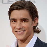 Brenton Thwaites