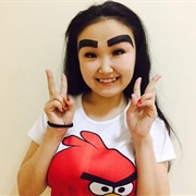 Fake Thick Eyebrows