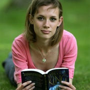 Lees Een Boek Geschreven Door Iemand Jonger Dan 30 Jaar