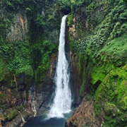 Bajos Del Toro, Costa Rica