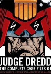 Judge Dredd - The Complete Case Files 01