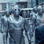 Dark Water/Death in Heaven