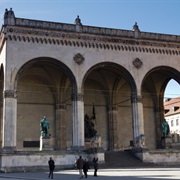 Odeonsplatz, Munich