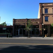 Mackenzie River Pizza Company