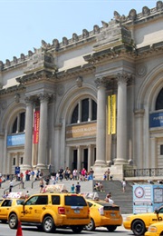 A Connoisseur's Guide to the Met (Paul Magriel, John T. Spike)