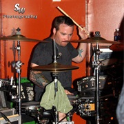 Tommy Decker (Spineshank)