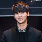 Cha Hak-Yeon