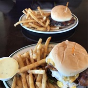 Wolffy's Hamburgers (Airway Heights)