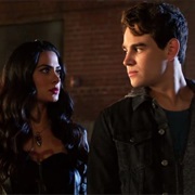 Simon & Isabelle (Shadowhunters)