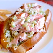 New Hampshire: Lobster Roll