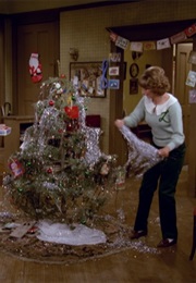 Laverne & Shirley: "O Come All Ye Bums" (1978)