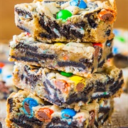 Loaded M&M Oreo Cookie Bars