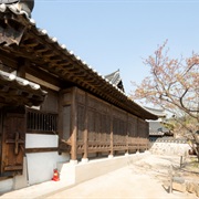 Namsangol Hanok Village