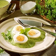 Eggs in Green Sauce