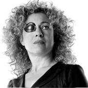 Alex Kingston