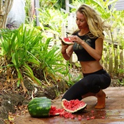 Freelee the Banana Girl