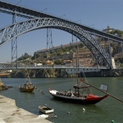 Cruzar Ponte D. Luís