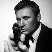 Daniel Craig