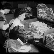 Making Christmas Crackers (1910)