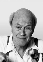 Roald Dahl (Carlie and the Chocolate Factory)
