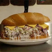 Slow & Low BBQ: 6 Lb Pulled Pork Sandwich in 45 Min