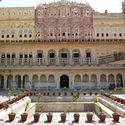 Visiting Hawa Mahal, Jaipur, India