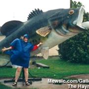 Marquette, Michigan: Giant Bass Photo Op
