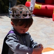 Play Princess/Prince/Queen/King/Knight