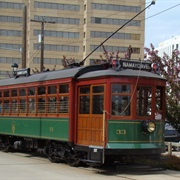 Highlevel Street Car