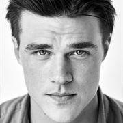 Finn Wittrock