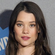 Astrid Berges-Frisbey